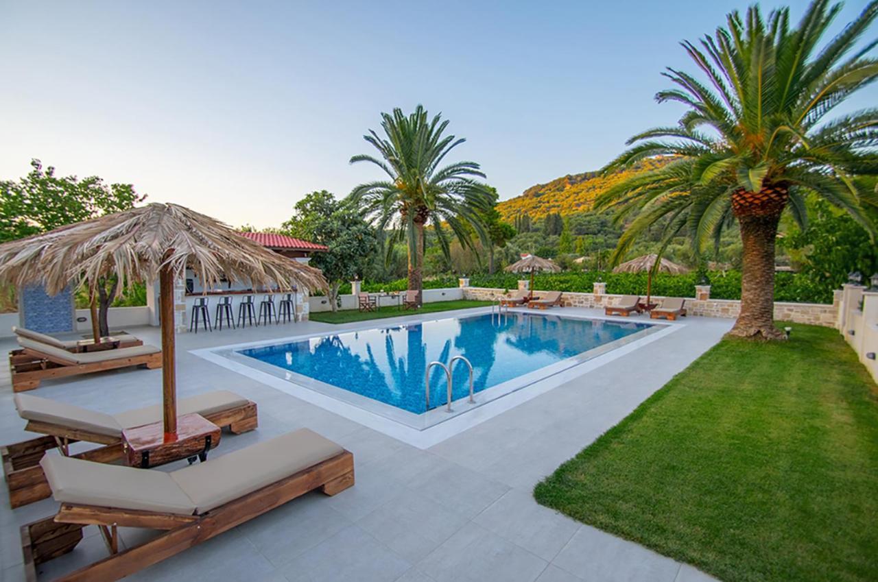 Zissis Villa & Pool 5Min Drive To Beach Kato Yerakarion Dış mekan fotoğraf